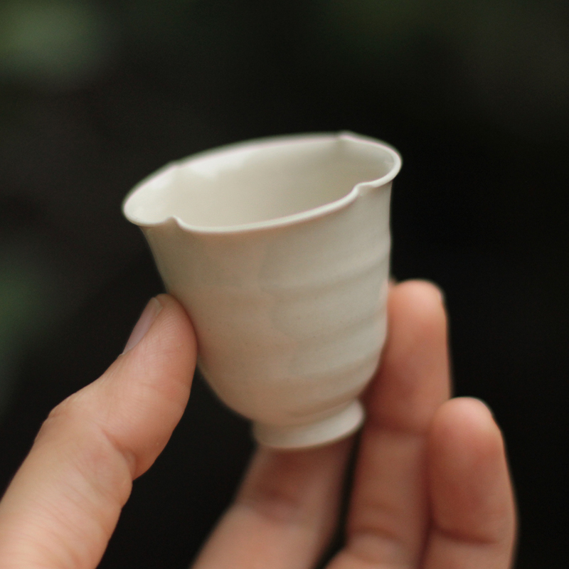 Yajitang ash glaze Haitang mouth small cup Kung Fu tea cup handmade Chaoshan Kung Fu Tea accessories