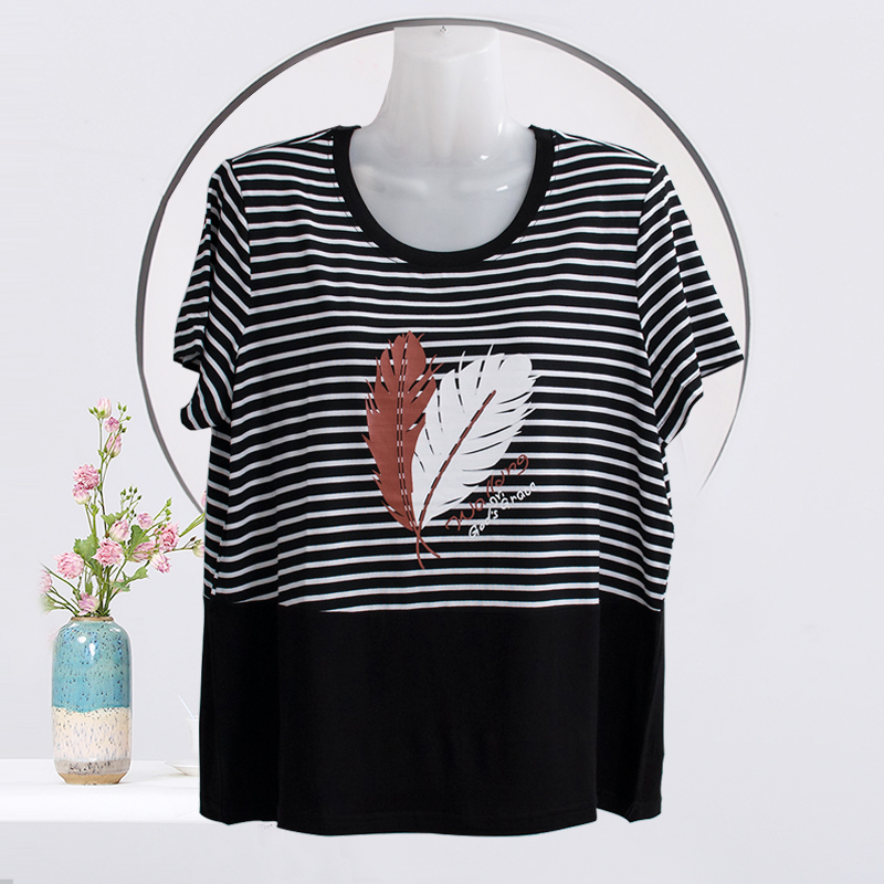 Middle-aged fat mom summer dress short sleeve T-shirt weighs large number Model striped tops summer loose half sleeves