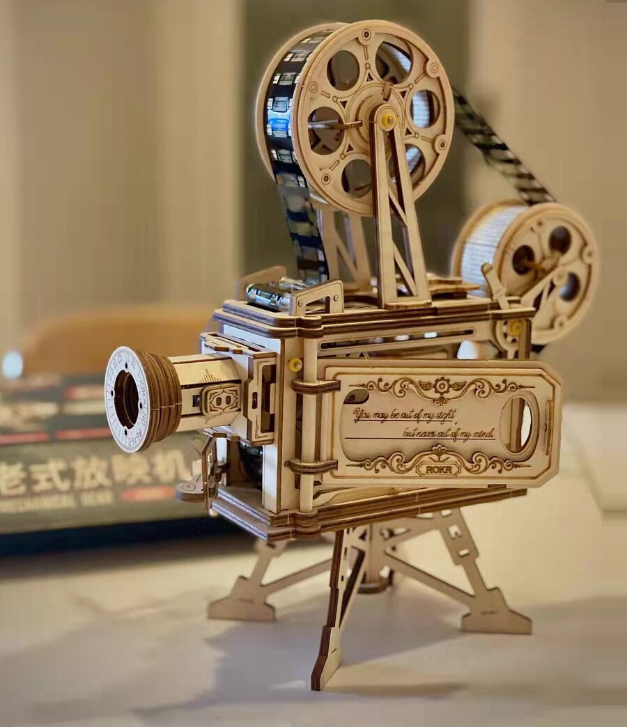 If Guest Wood Solid Jigsaw Fit Model Diy Handmade Retro Desktop Swing Piece Old-fashioned Projector Creative Gift