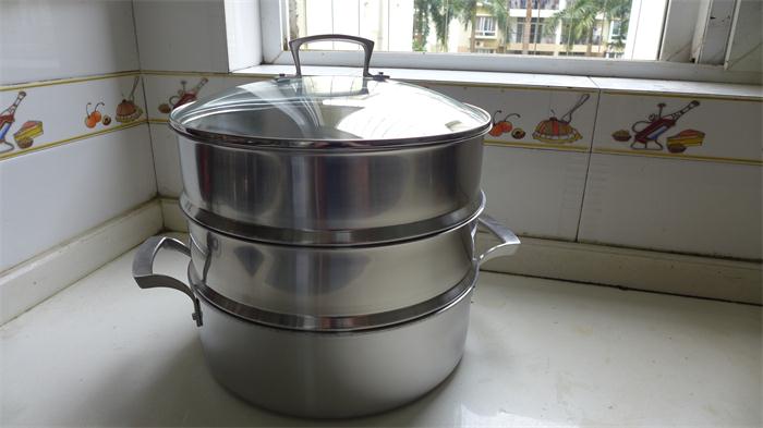 Foreign trade export high quality Swiss brand 18 - 10 stainless steam steam frying pan hot pan 28CM