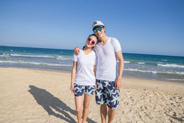 Kỳ nghỉ ở bãi biển mới Sao biển thường đôi quần bãi biển nam và nữ bên bờ biển quần short nhanh khô - Quần bãi biển 	quần đi biển nhóm	