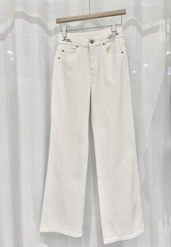 The Owner Keeps a Pair for Himself: 2026 Spring/Summer New Style Mid-High Waist Versatile White Narrow Straight-Leg Washed Jeans
