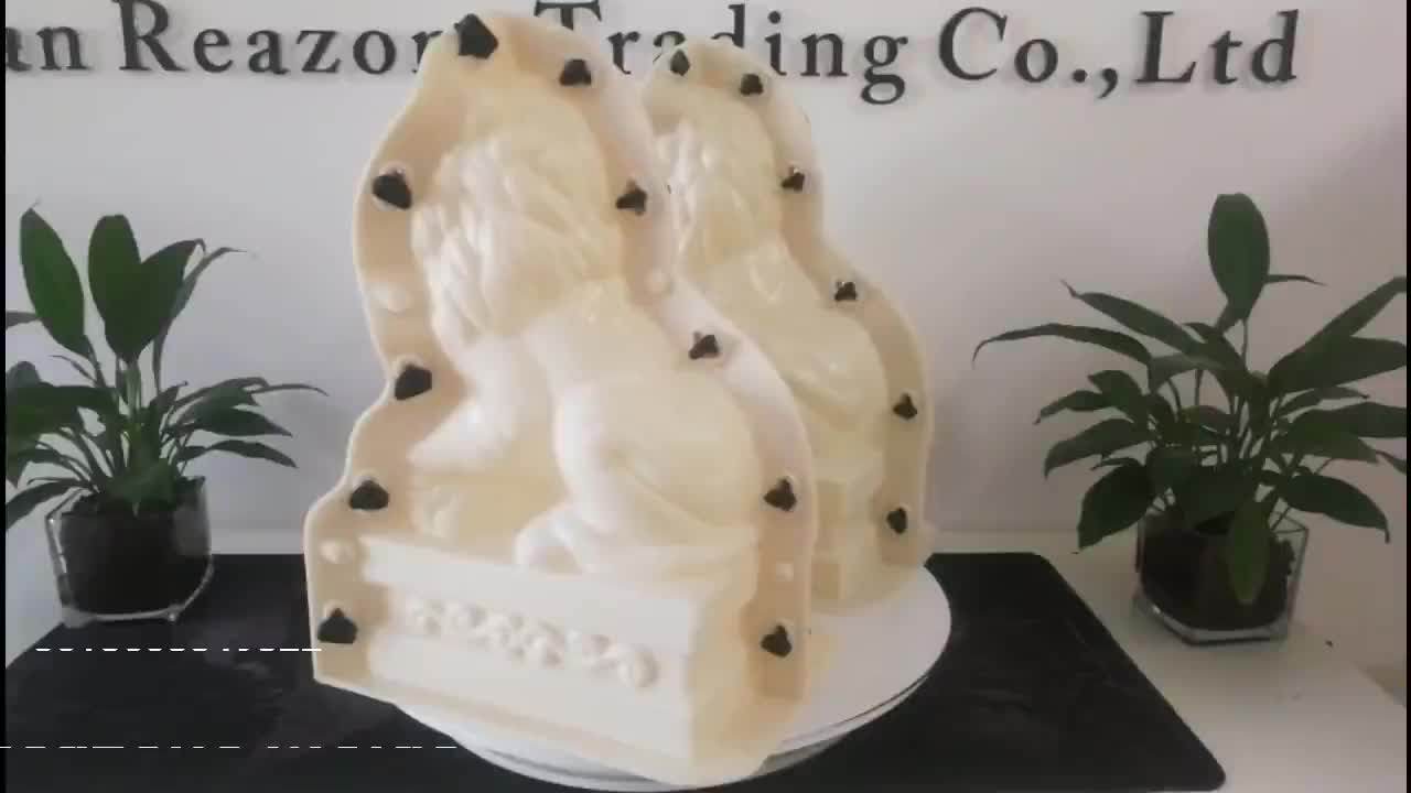 Precast Garden Decoration Cement Concrete Statues Plastic Animal Lion