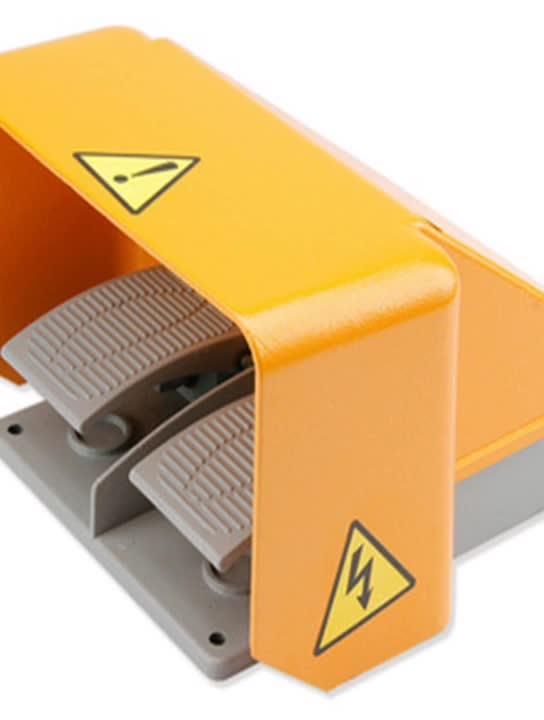 Rf76/2c Hangzhou 2no+2nc Ip65 240v Press Brake Foot Switch Electric
