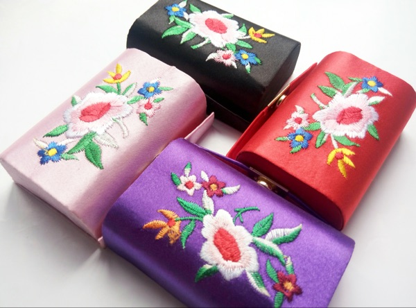 Chinese style embroidery brocade box guzheng nail storage pipa nail storage musical instrument pick storage storage box