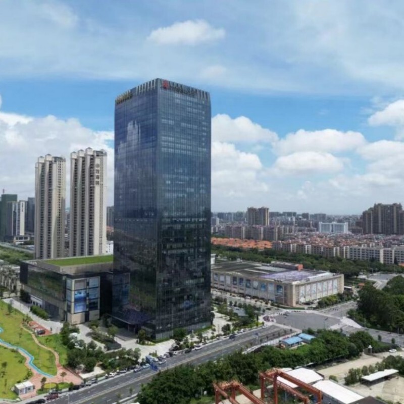 Shantou Marriott, Sheraton, Chaozhou Tengrui Crowne Plaza (Room + Breakfast for Two)