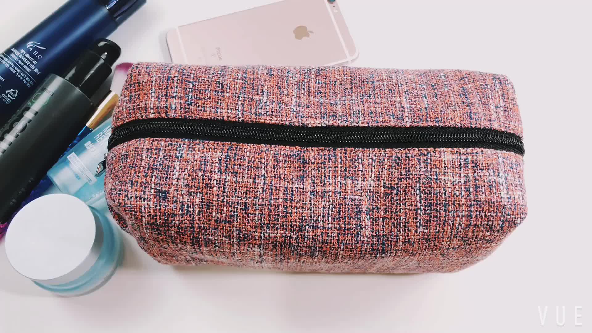 travel friendly makeup bag