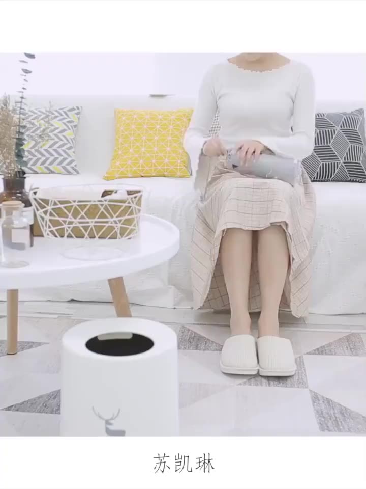 李婷露营带折叠盆火了朋友圈