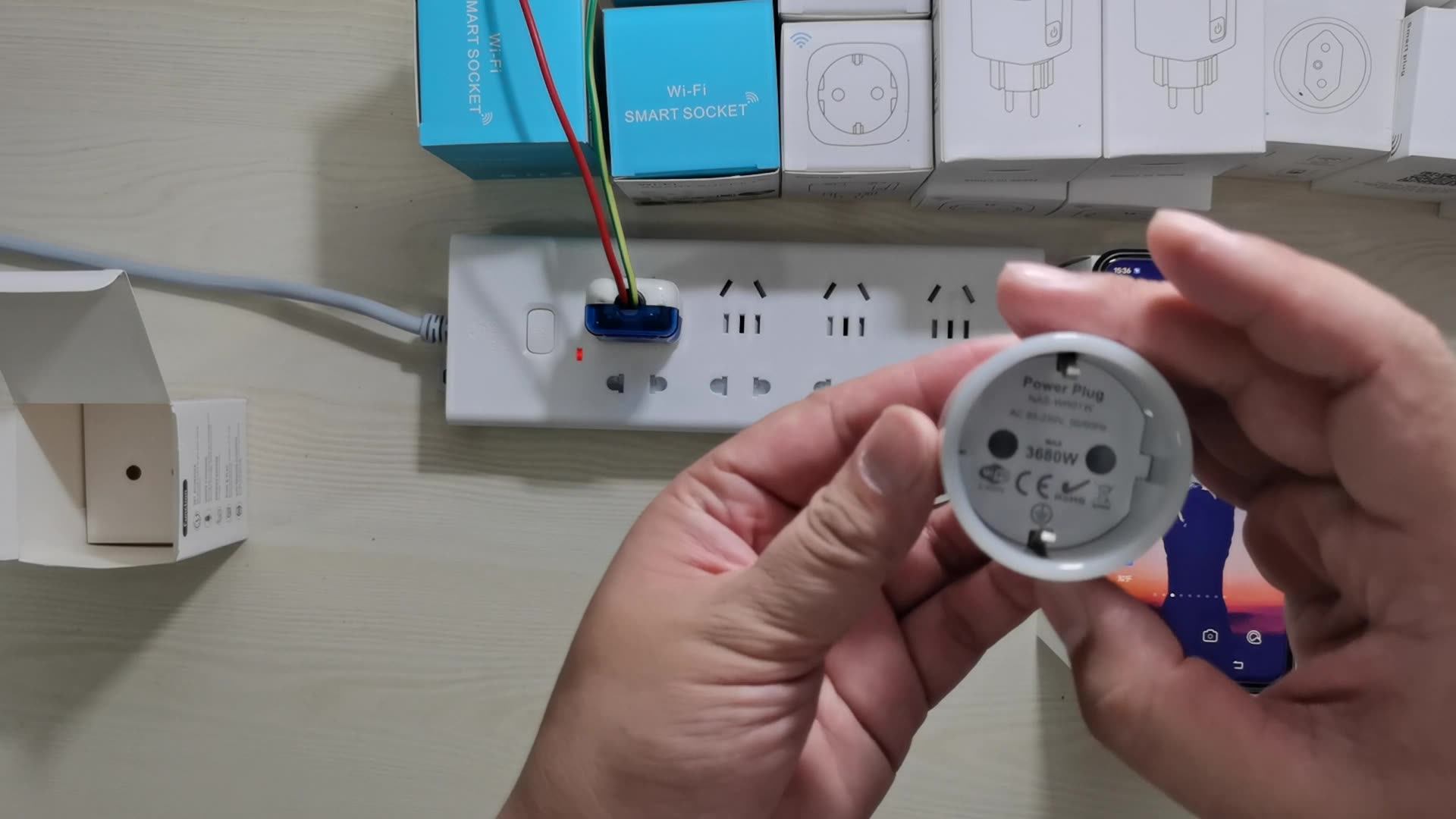 Presa Intelligente WiFi, Presa Smart WiFi 16A 3680W, Smart Plug compatibile con Alexa e Google Home, Monitoraggio Energia | App Controllo Remoto | Controllo Vocale | Timer (Bianco