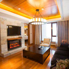 Club Med Peking University Pot Resort Suite