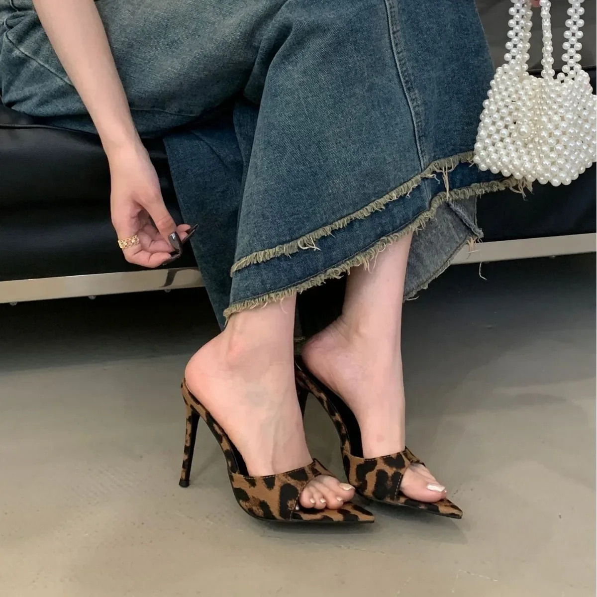 carousel-thumb-3