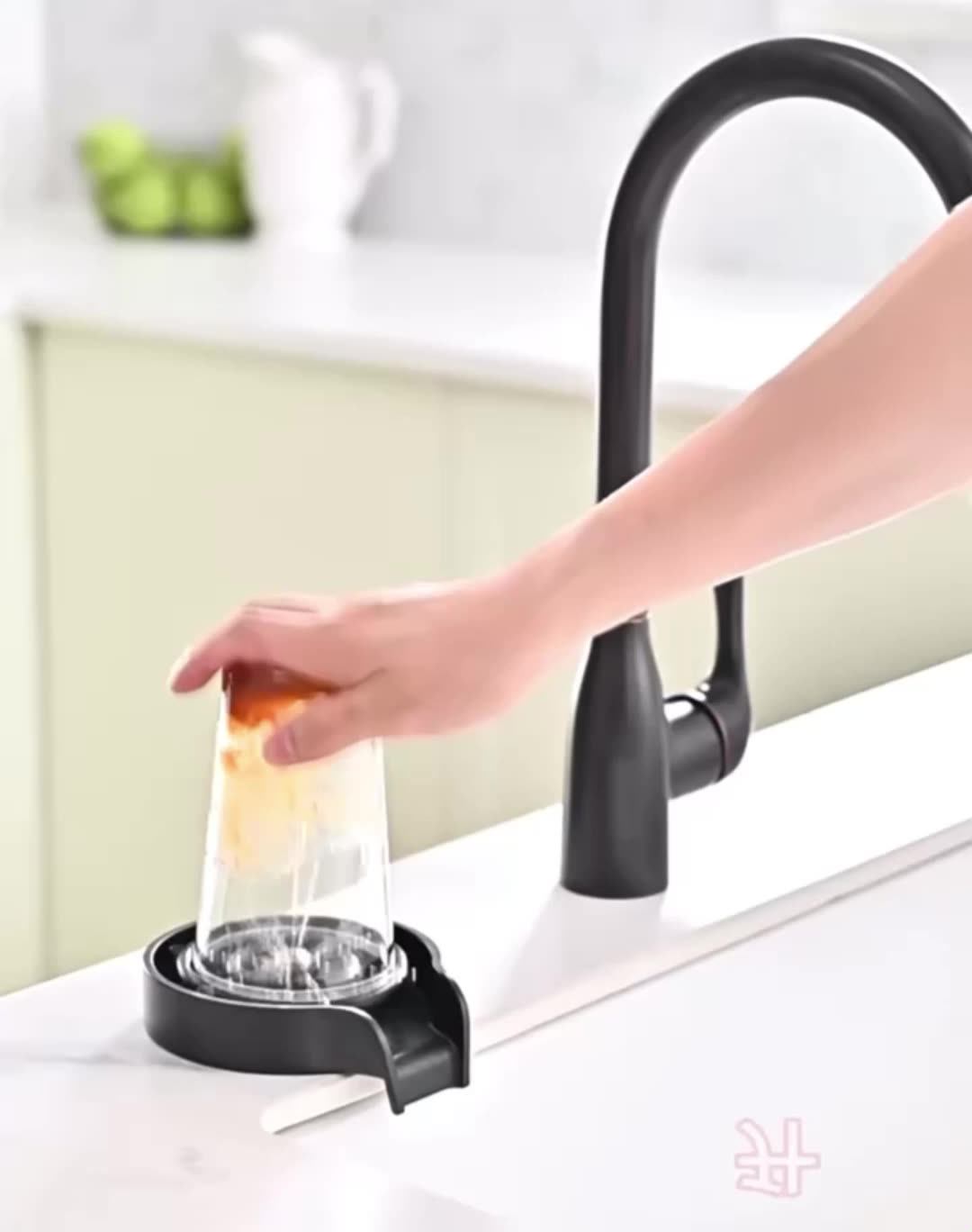 Tiktok Hot Faucet Premium Automatic Black Grass Glass Chrome Bar Rinser