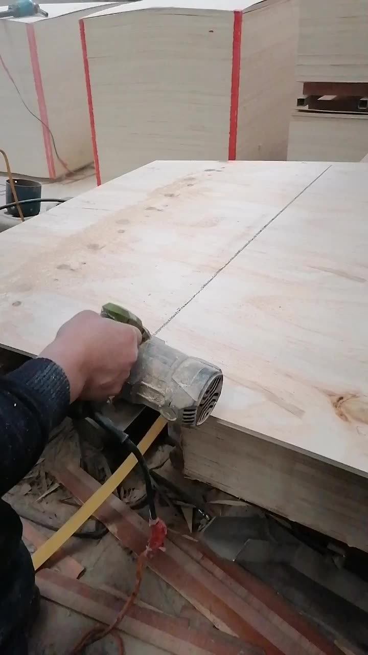 Strong Bearing Capacity Cdx Pine Plywood With Good Waterproof