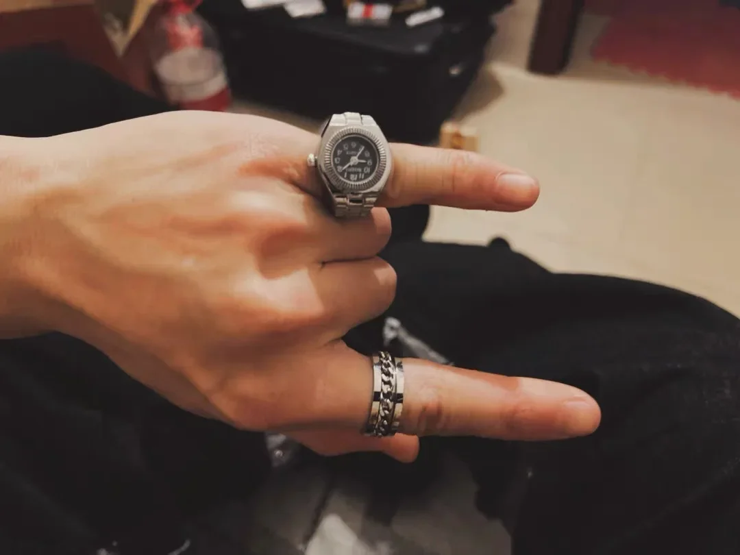 carousel-thumb-1