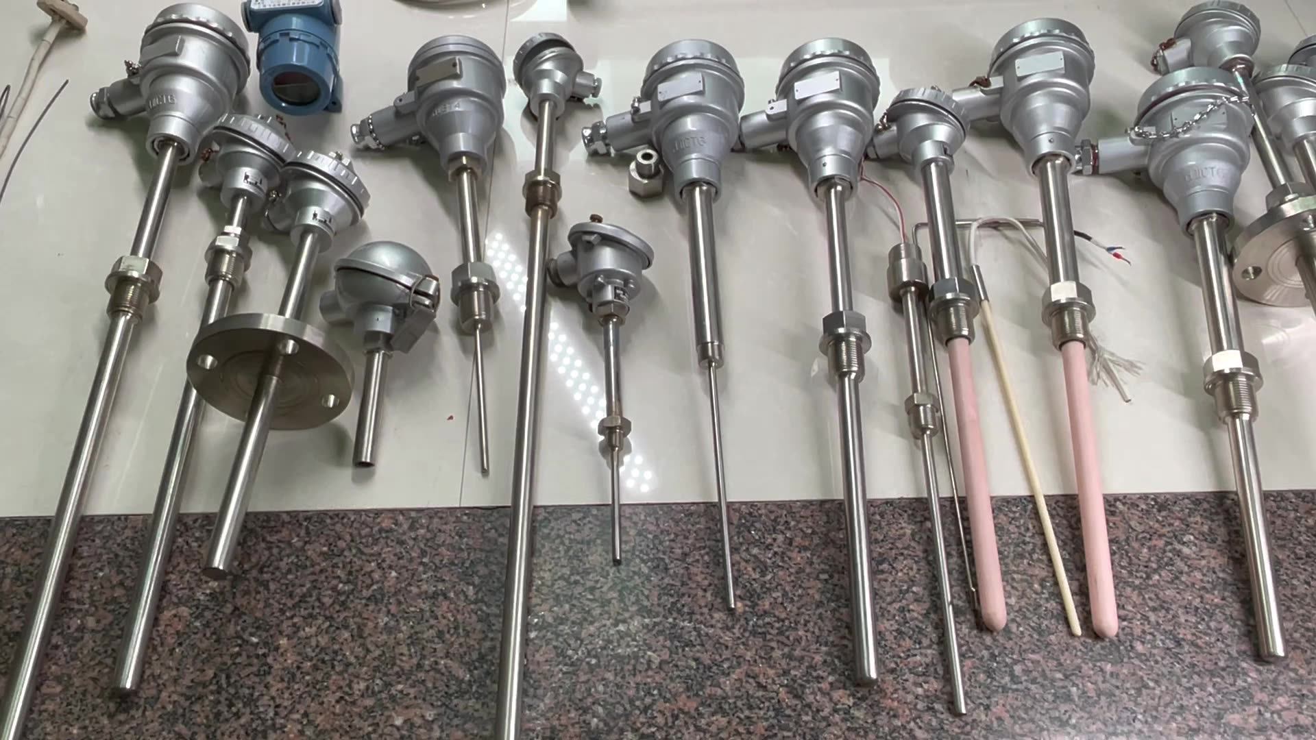 Industrial Waterproof Armored Long Thermocouple Probe Oil Field Kiln