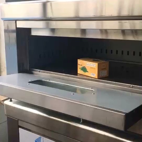 Good Looking Gas Bread Bakery Oven 1 Deck 2 Trays / Baker,S Magic Tool