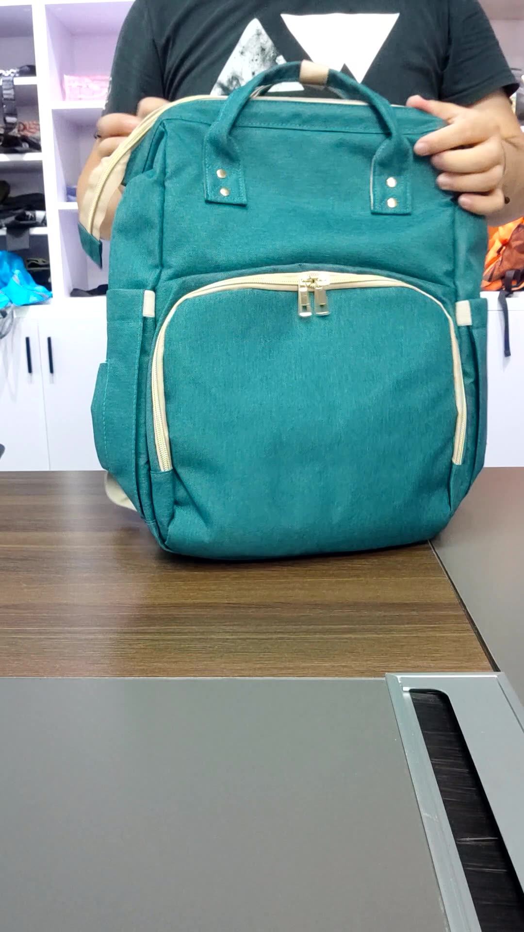 New Waterproof Travel Maternity Nursing Backpack Foldable Baby Bed