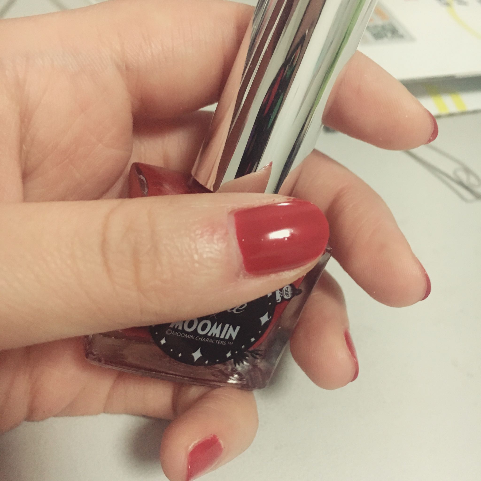 小奥汀车厘子红色可剥甲油怎么样？效果好吗？明星同款使用后评价,第8张