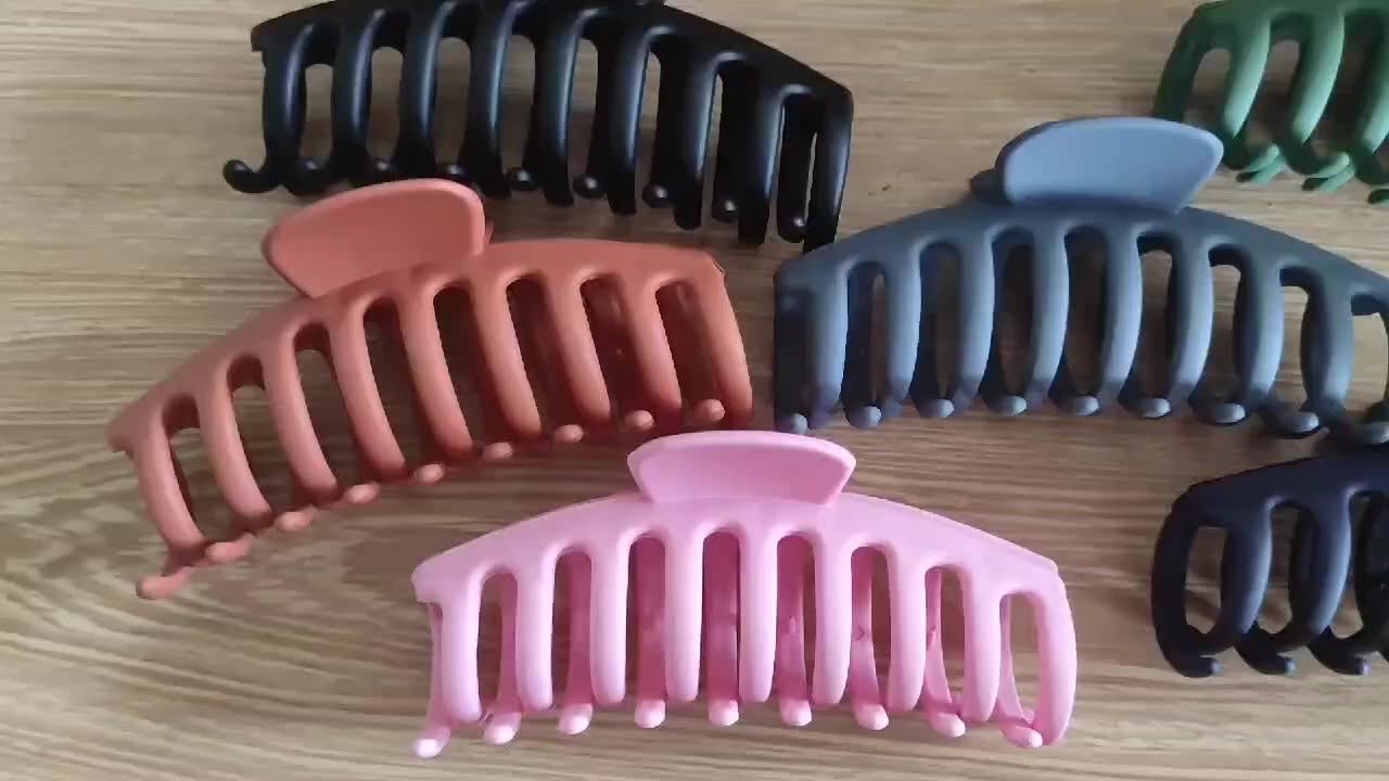 New Korean Women Simple Claw Clip Colored Frosted Plastic Large Size