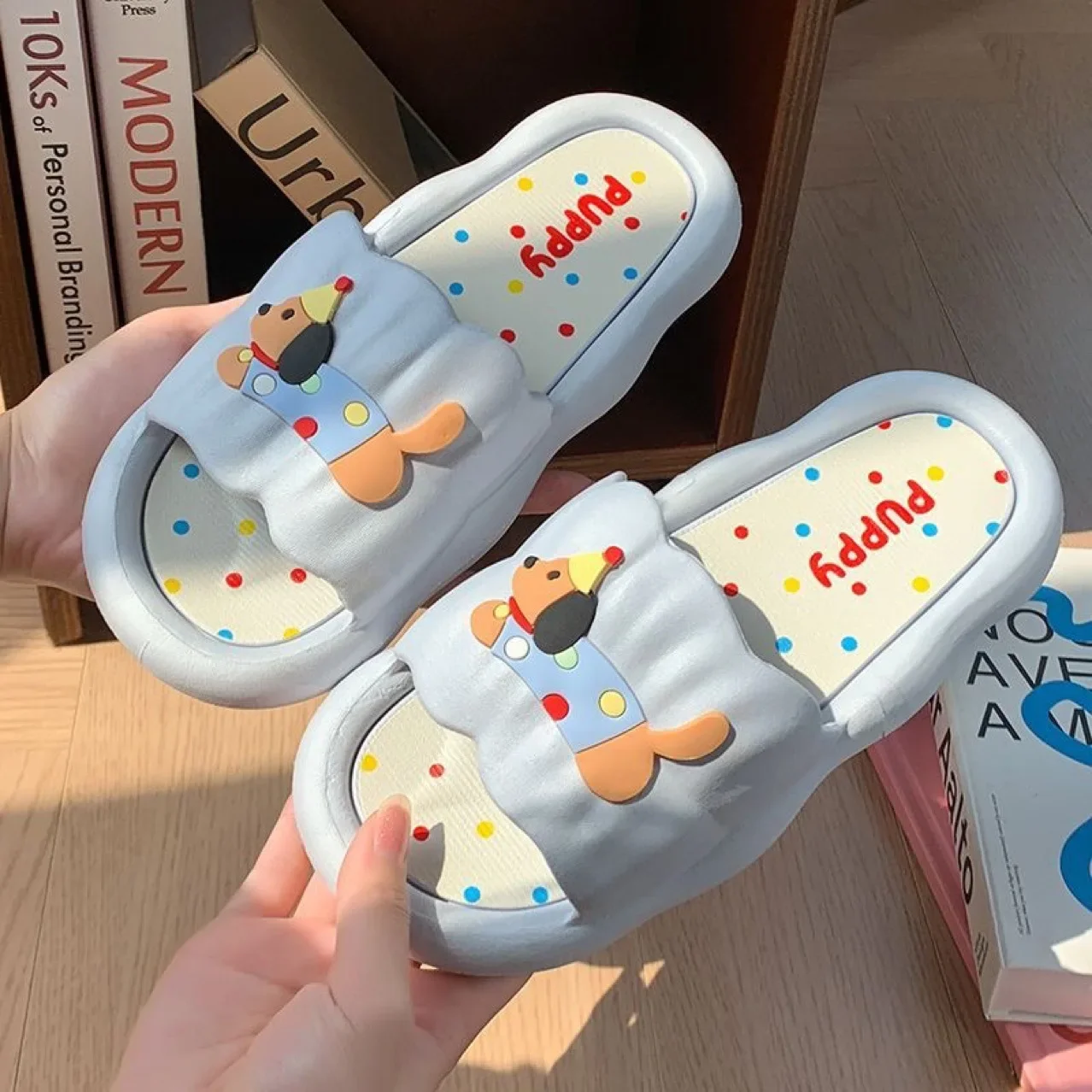 Cute cartoon 2025 new summer indoor couple puppy home sandals soft bottom student dormitory slippers women wholesale