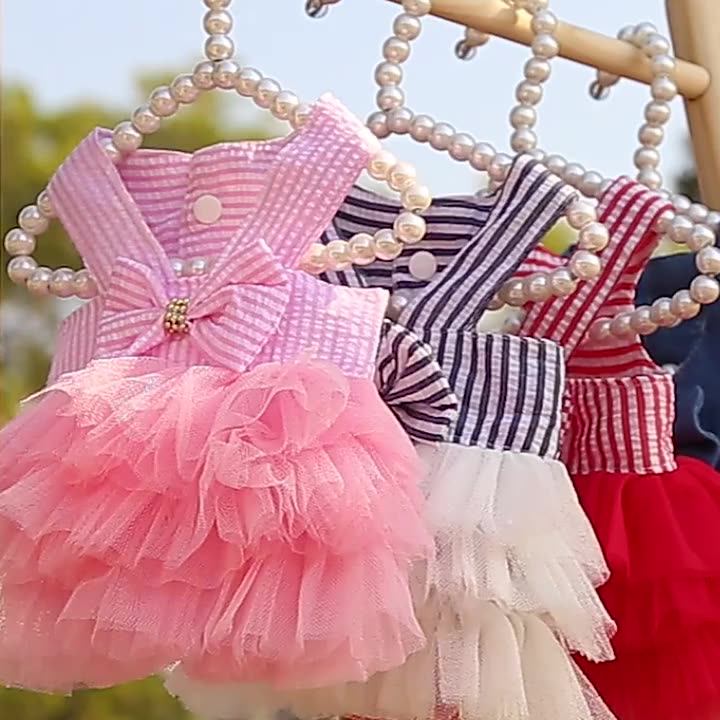 Ropa De Fiesta Para Mascotas,Vestido De Cumpleaños Para Perros,Ropa De Baño - Buy Rosa De Perro De Lujo Vestidos Ropa Para Mascotas,Raya Roja Perro Vestido Encaje Estilo Occidental Vestido De Perro