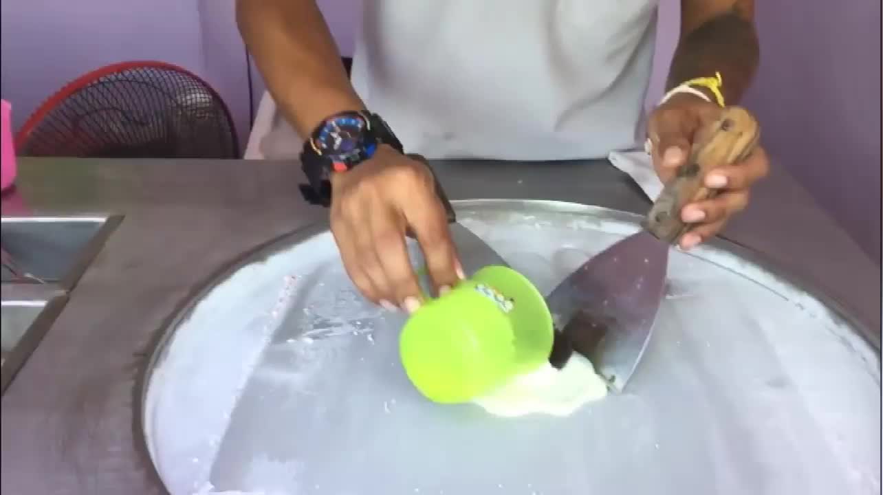 Factory Price Fried Ice Cream Roll Machine Pan Ice Cream Machine Buy