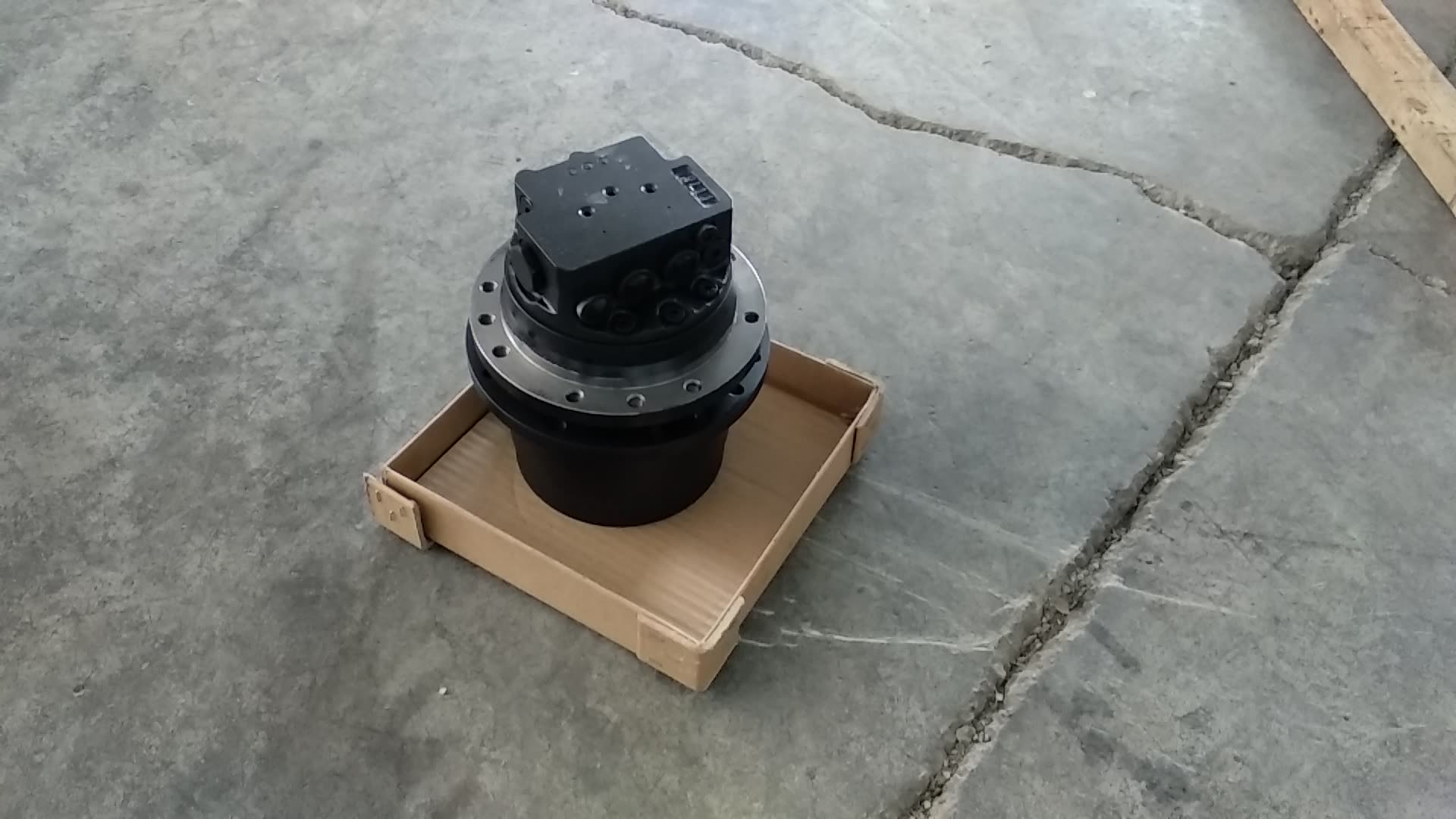 ウホウホ Water Pump 6670506 for Kubota Engine D722 Bobcat 320 322 453