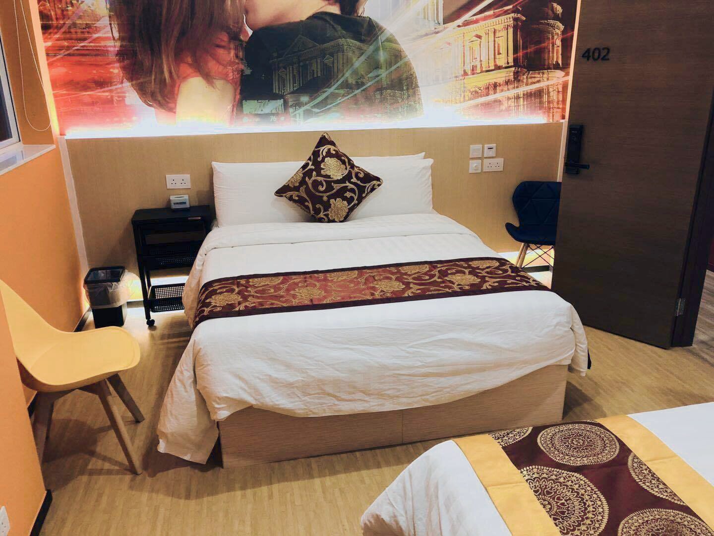 Four Seasons Sunshine International Hotel Hong Kong Family Quadruple Room