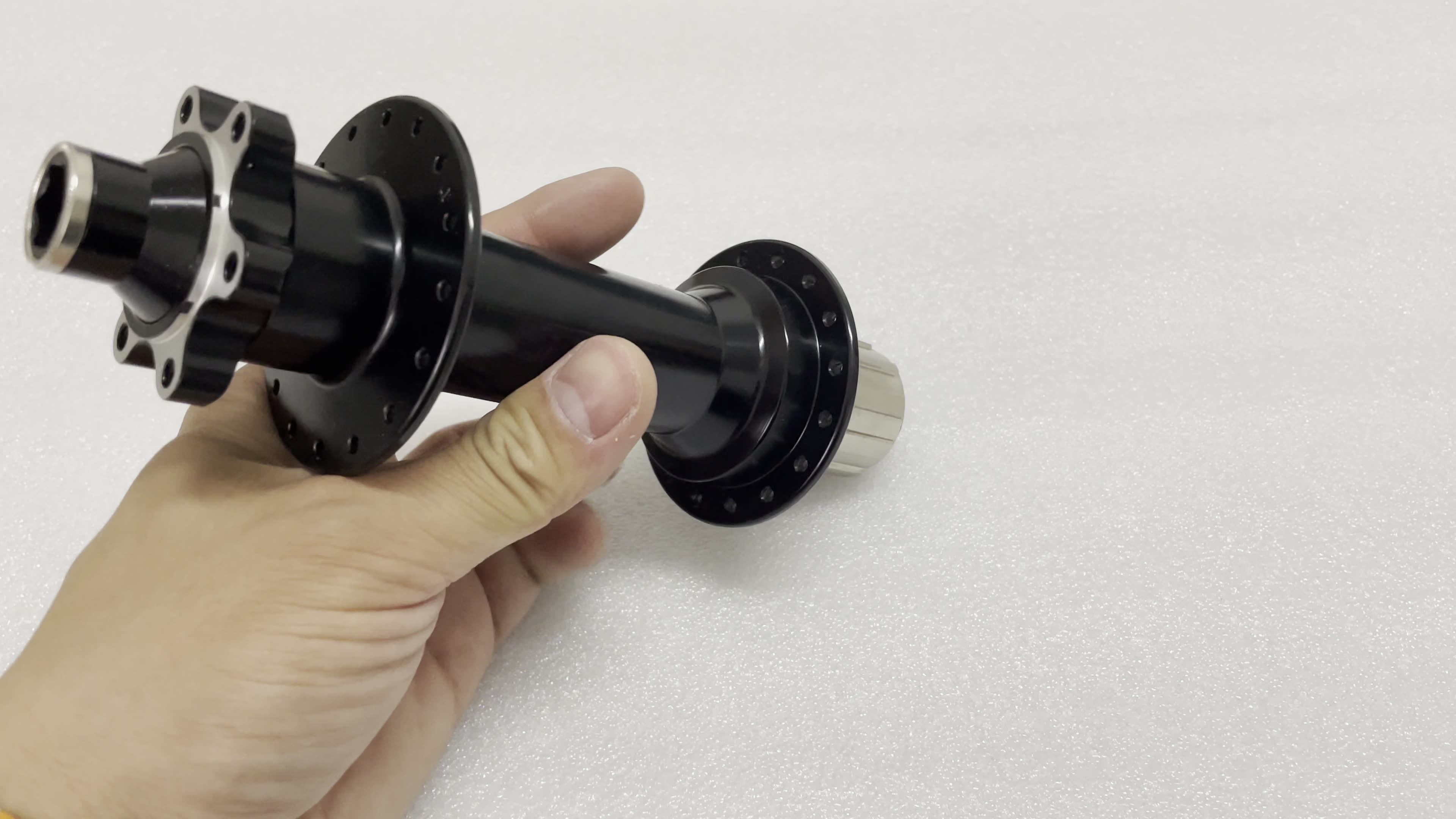 Yiida Moyeu VTT 32 Trous - Dégagement Rapide Et Axe Frein à Disque - Alliage Aluminium Avant 100mm / Arrière 135mm