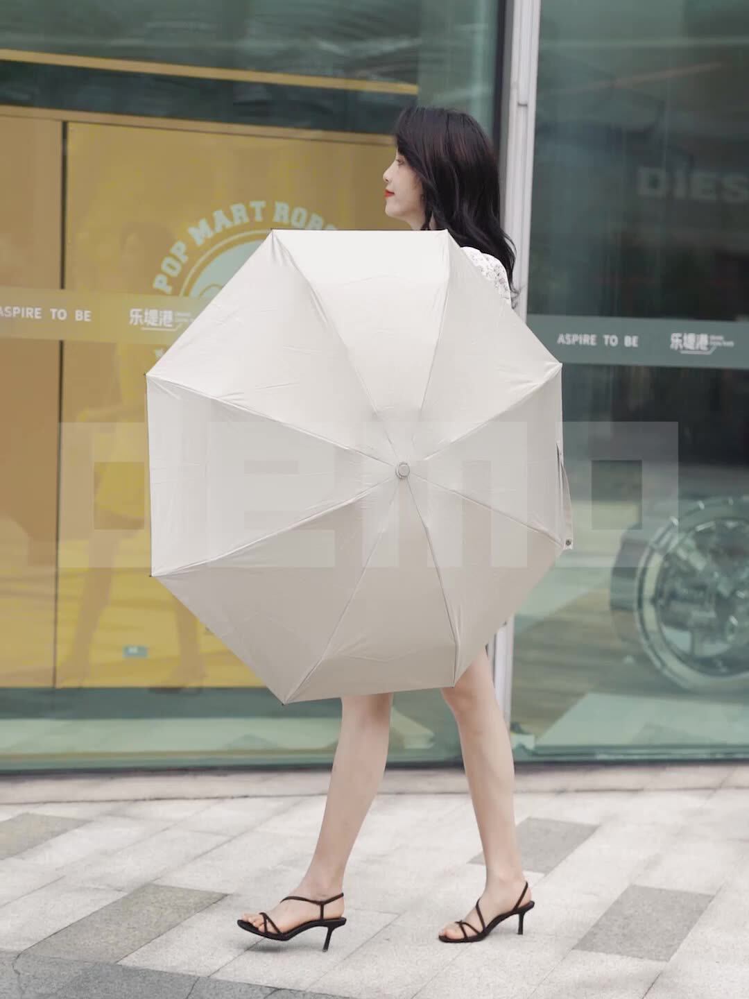 Thumb umbrella Mini finger five-fold capsule umbrella Super anti-UV barometer dual-use sunshade Sunscreen sunshade