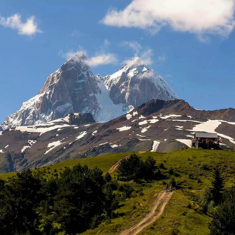 Georgia-Tbilisi-Kazbegi 1-2 Days, Private Tour with a Private Vehicle and No Shopping Stops