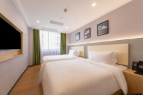 Jiayi Apartment (Guangzhou Shangxiajiu Provincial Traditional Chinese Medicine Hospital Branch) Superior Twin Room