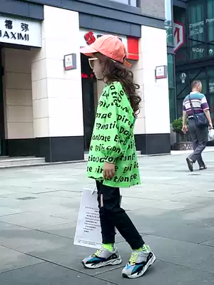 Children's clothing casual tops women's 2021 spring new Korean version of the foreign school children's medium and long loose pullover round neck tops girls