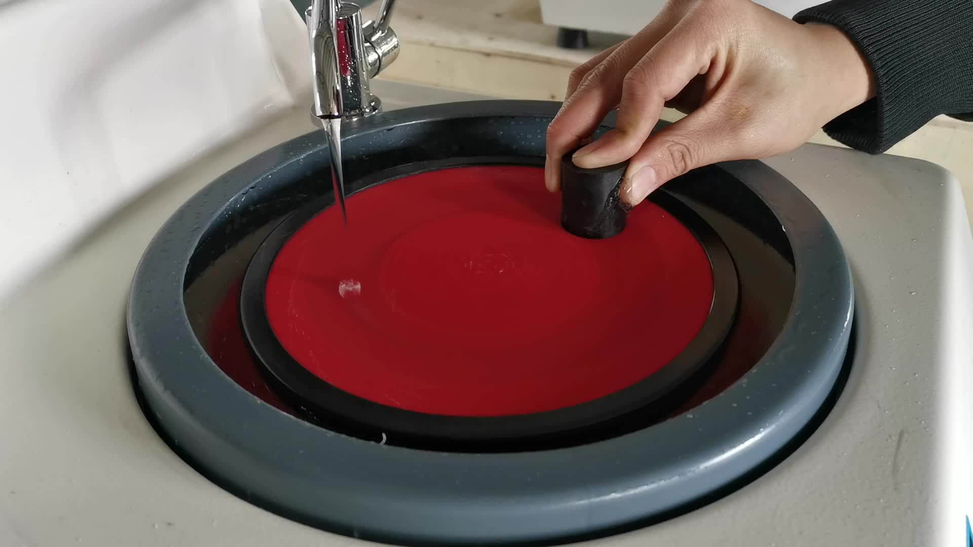 Metallographic Specimen Grinding And Polishing Machine Model Mp 2d