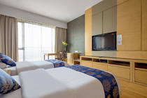 Silin Apartment (Guangzhou Pazhou Poly World Trade Exhibition Center) Light Luxury Twin Room