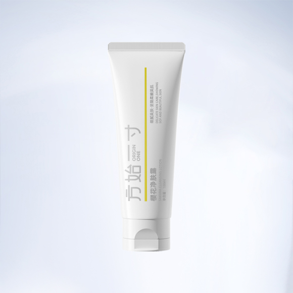 方始一寸樱花净肤露 *1支