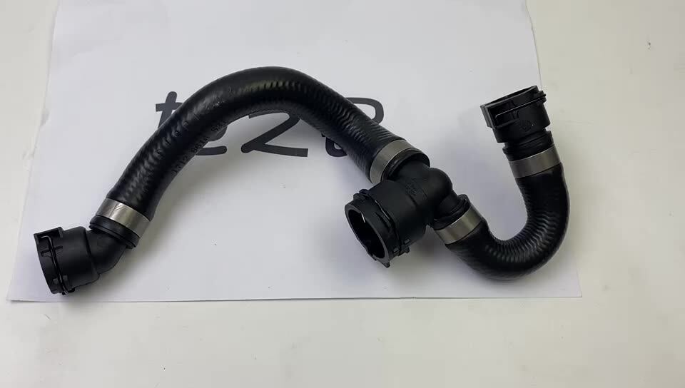 Auto Parts Engine Coolant Radiator Hose 17128616531 Expansion Tank Line