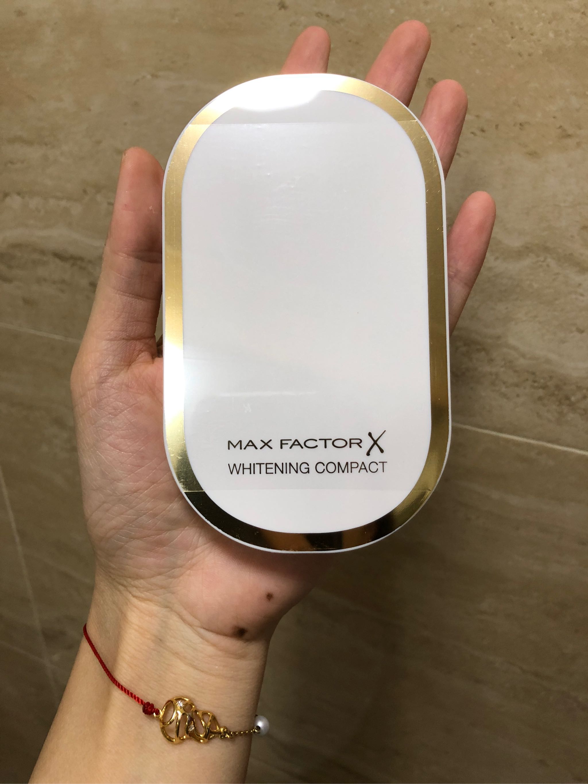 自带打光板蜜丝佛陀莹亮臻白粉饼怎么样？好用吗？亲自使用分享,第5张