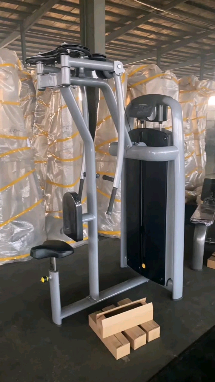 Бицепс машина body Solid PROCLUB SBC 600