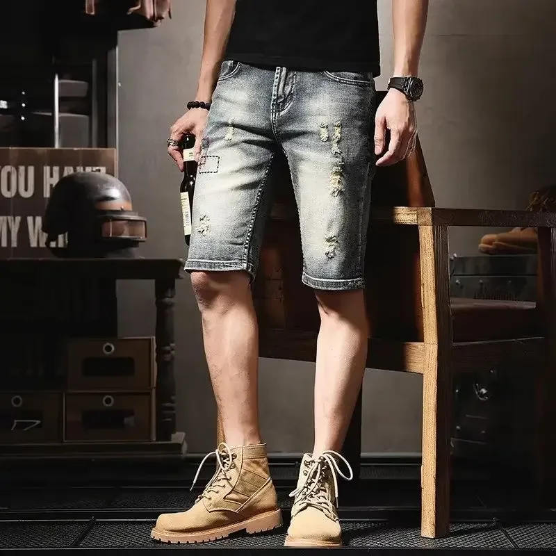 2023 Summer new high-end embroidered ripped Denim shorts men's light luxury fashion brand fifth pants Korean fashion breeches