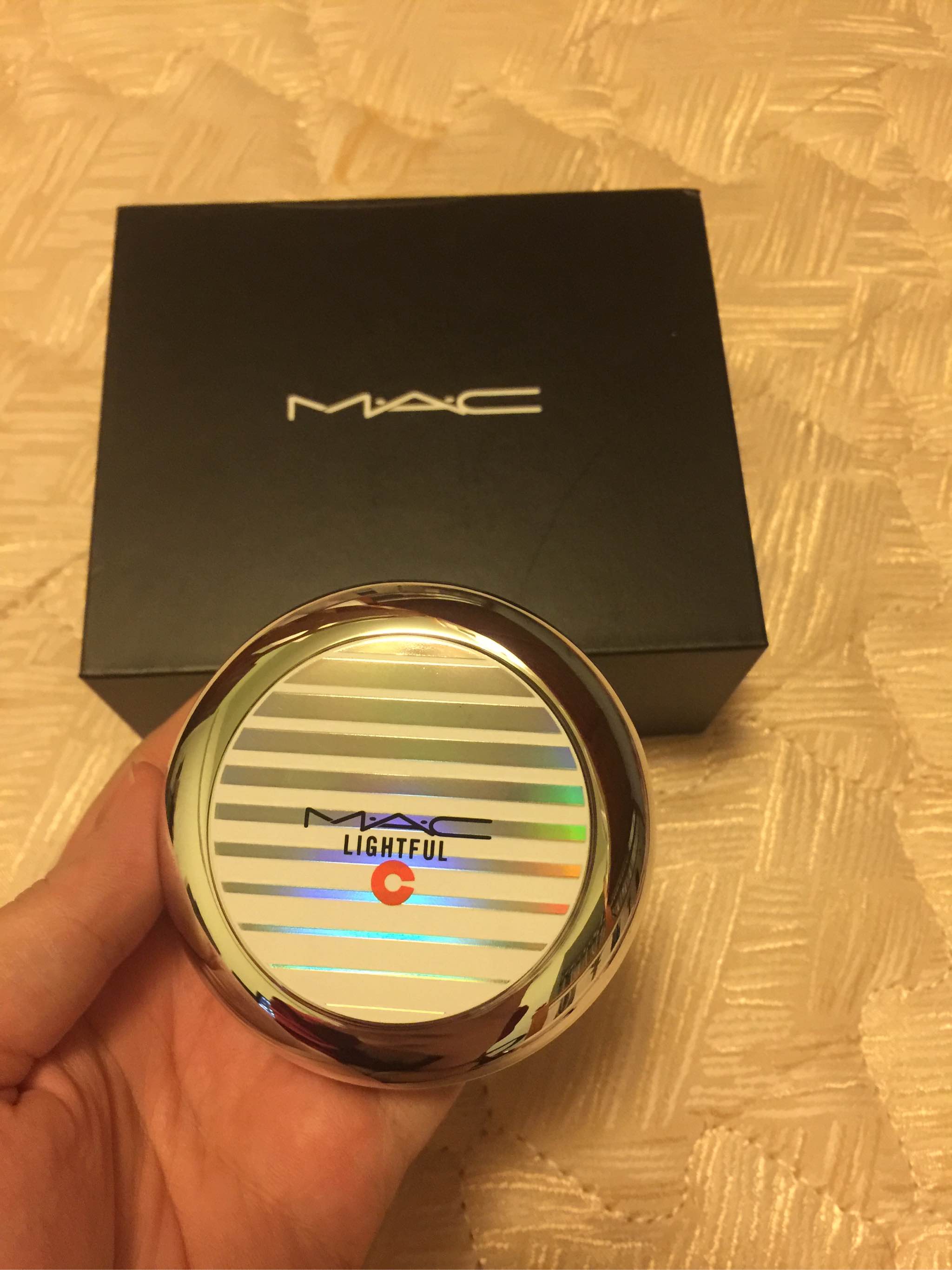 MAC/魅可海洋亮白气垫怎么样是哪个国家的牌子，热门产品亲自试验,第4张