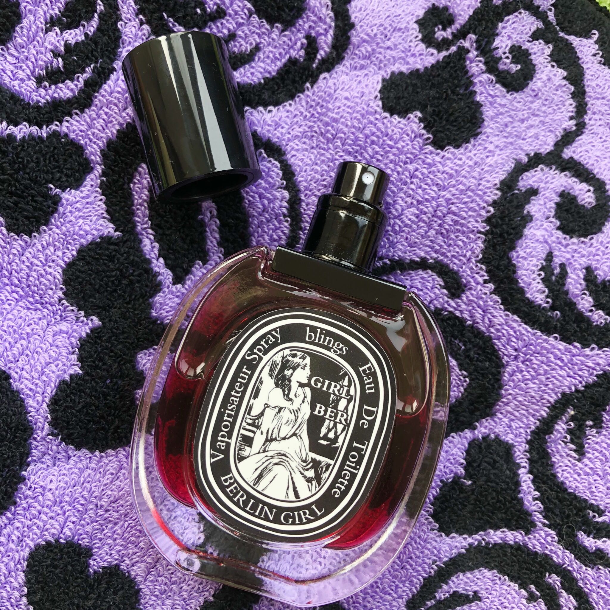 柏林少女孤女怨血色小众香水怎么样有用吗，母女俩使用一个月效果对比,第3张