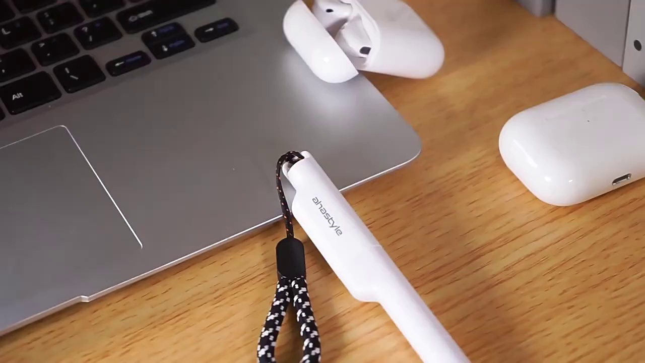 耳机清洁笔被我玩出花了！苹果AirPods、iPad，键盘所有部都靠它续命