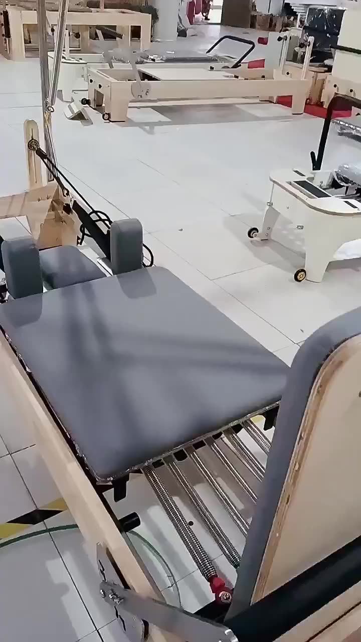 Reformer Pilates Machine Oak Wood Pilates Reformer With Tower Half