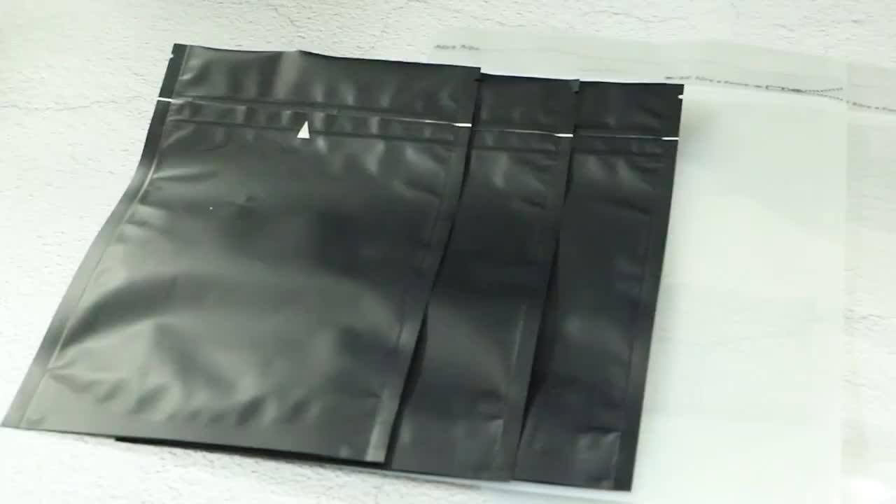 Custom Aluminum Foil Tobacco Pouch With Ziplock Stand Up Pouch Ziplock