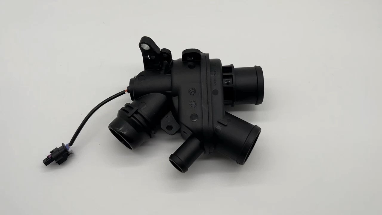 Jaguar Coolant Thermostat - Reliable Performance & Durability