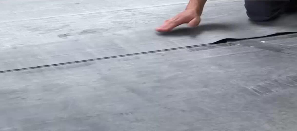 1m To 4m Width Epdm Coiled Rubber Self Adhesive Waterproofing Roof