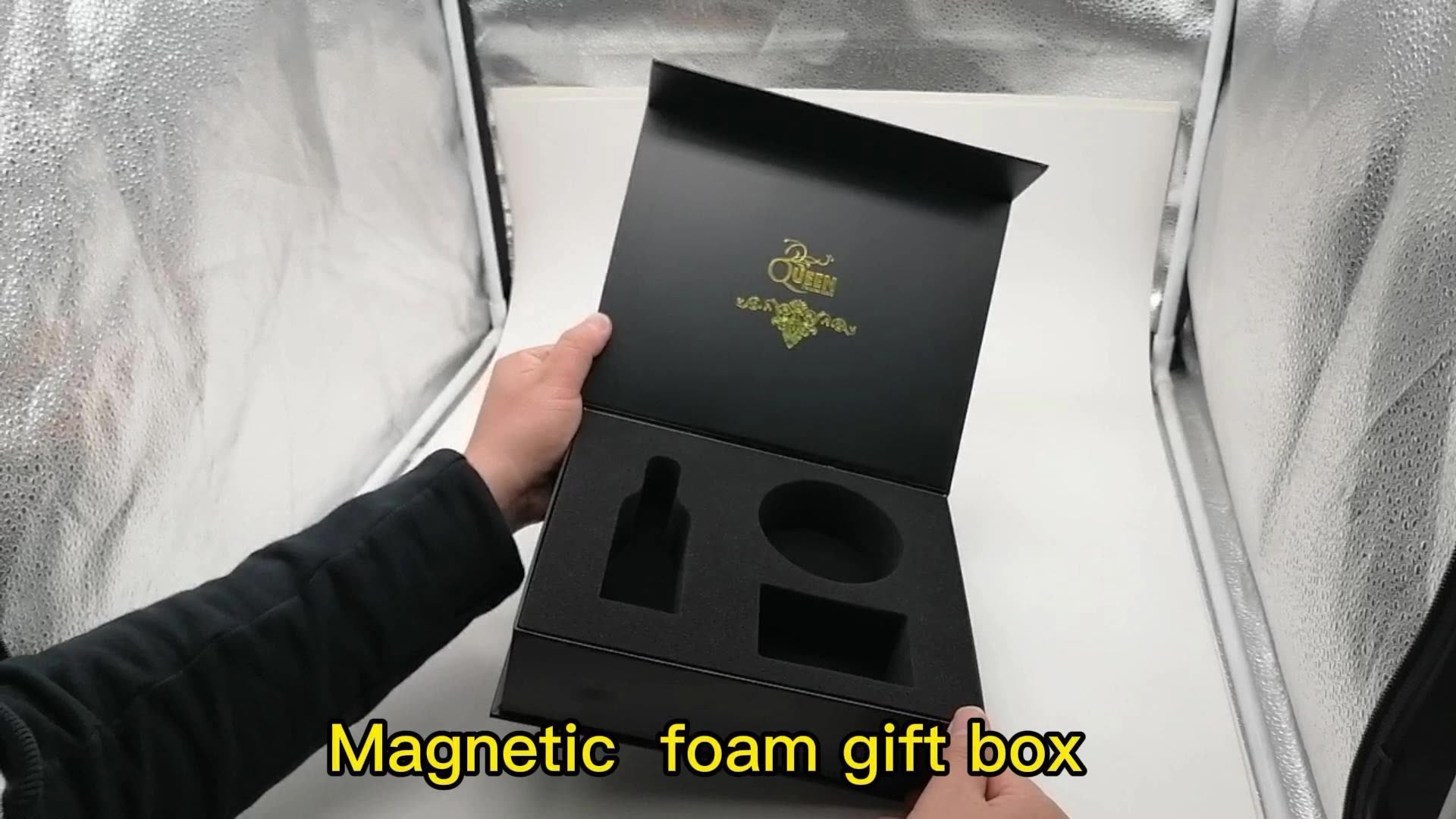 China Custom Luxury Book Shaped Rigid Paper Box Packaging Gift