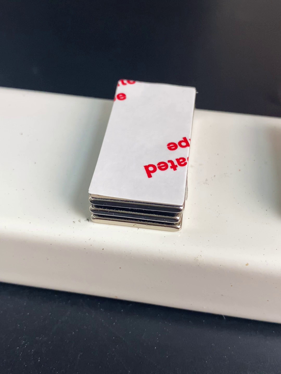 该11.6块的磁铁片，居然让我家冰箱成了“磁力宇宙中心”？