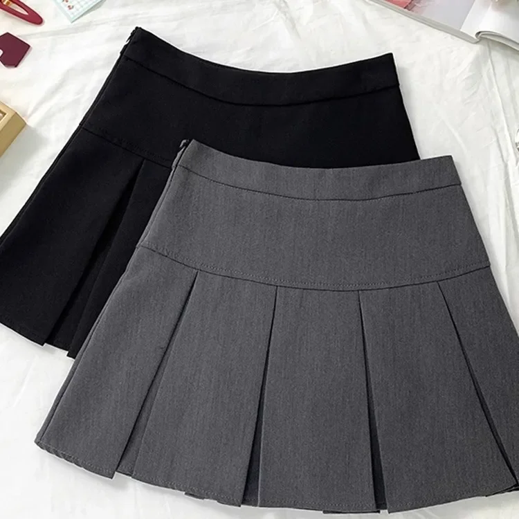 High-waisted mini skirt with modesty design, slimming and versatile A-line skirt, new style for spring and autumn women, gray pleated skirt